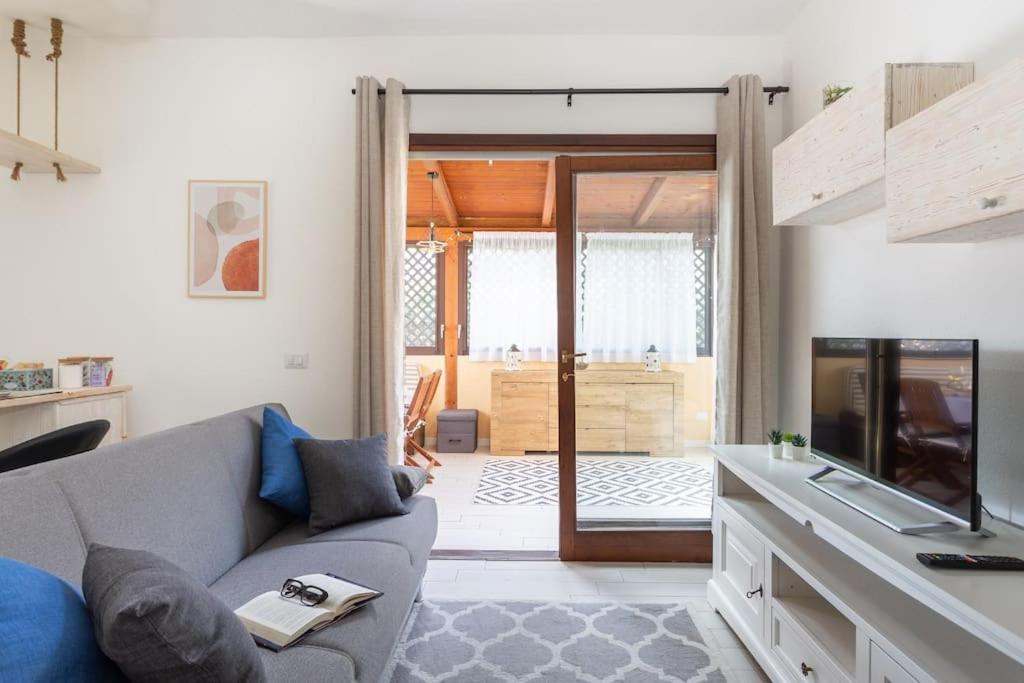 Marina - Near Airport With Swimmingpool Apartment *