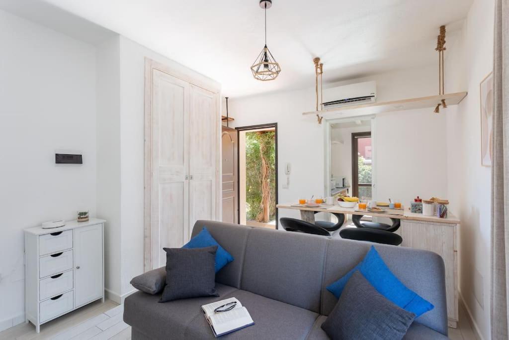 Marina - Near Airport With Swimmingpool Apartment *